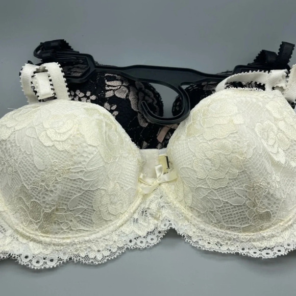 Felina Crossdye Lace Contour Bra - Pack of 2, Black/White, Sizes 34B and 36B - Picture 7 of 7